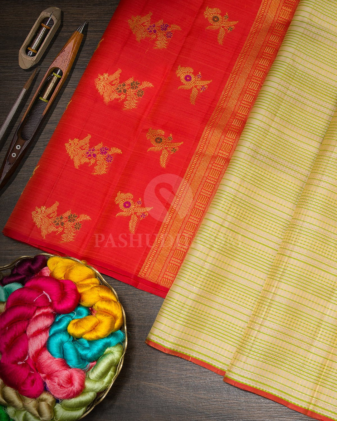 Dual Shaded Tussar Borderless Kanjivaram Silk Saree-S1419(D)