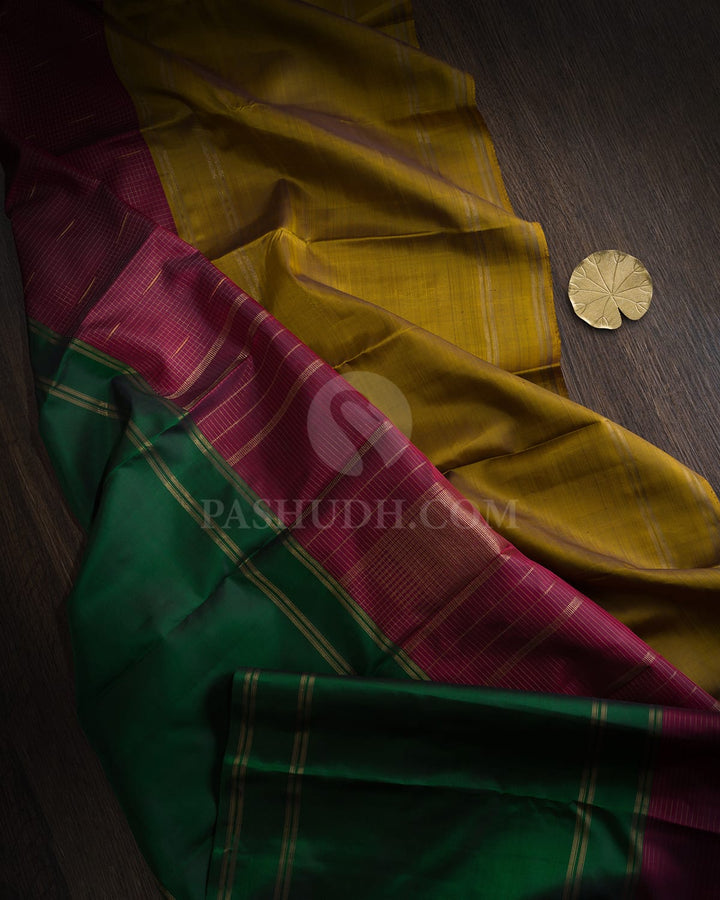 Mubbagam Pure Zari Kanjivaram Silk Saree-SP485