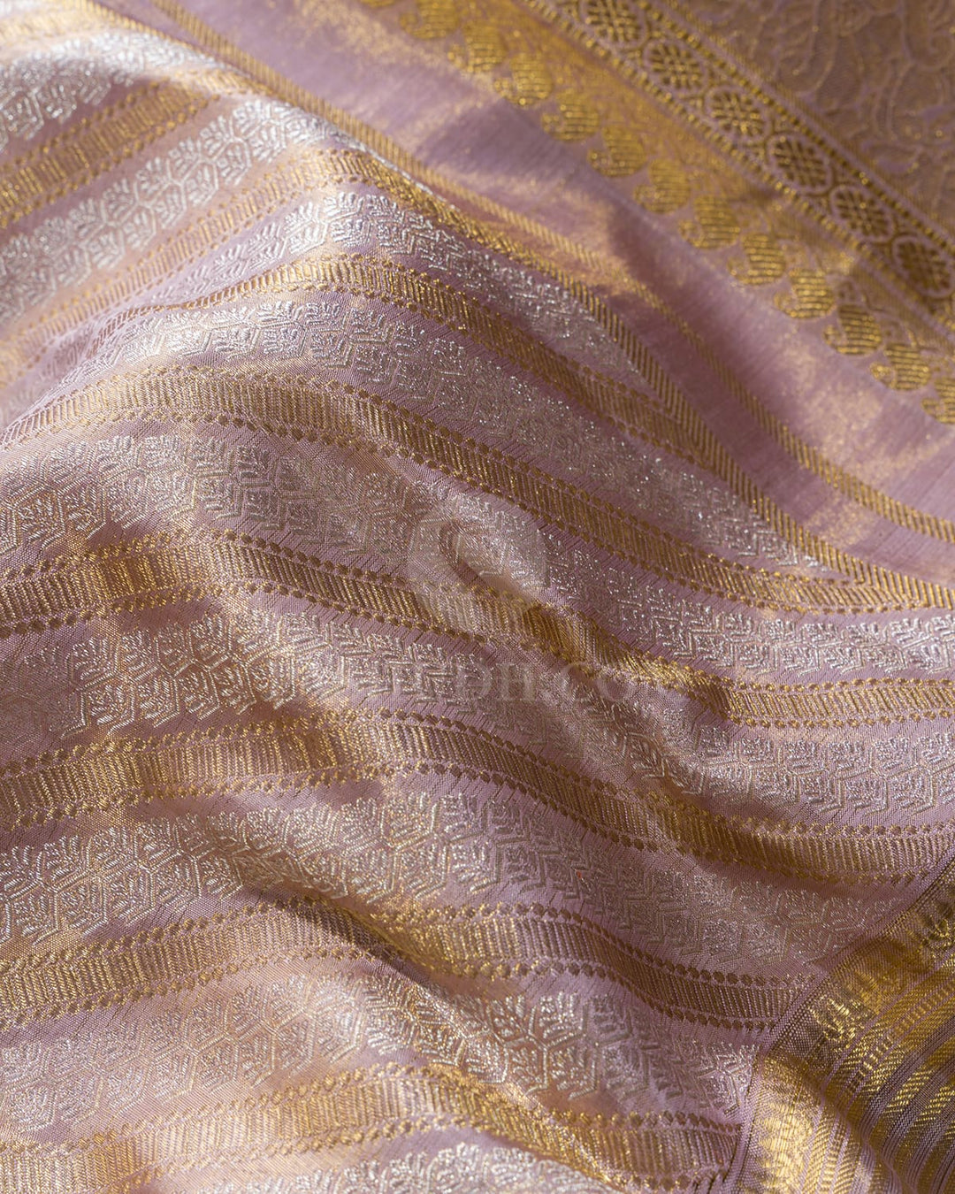 Pastel Lilac Gold Shimmer Kanjivaram Silk Saree-SP521