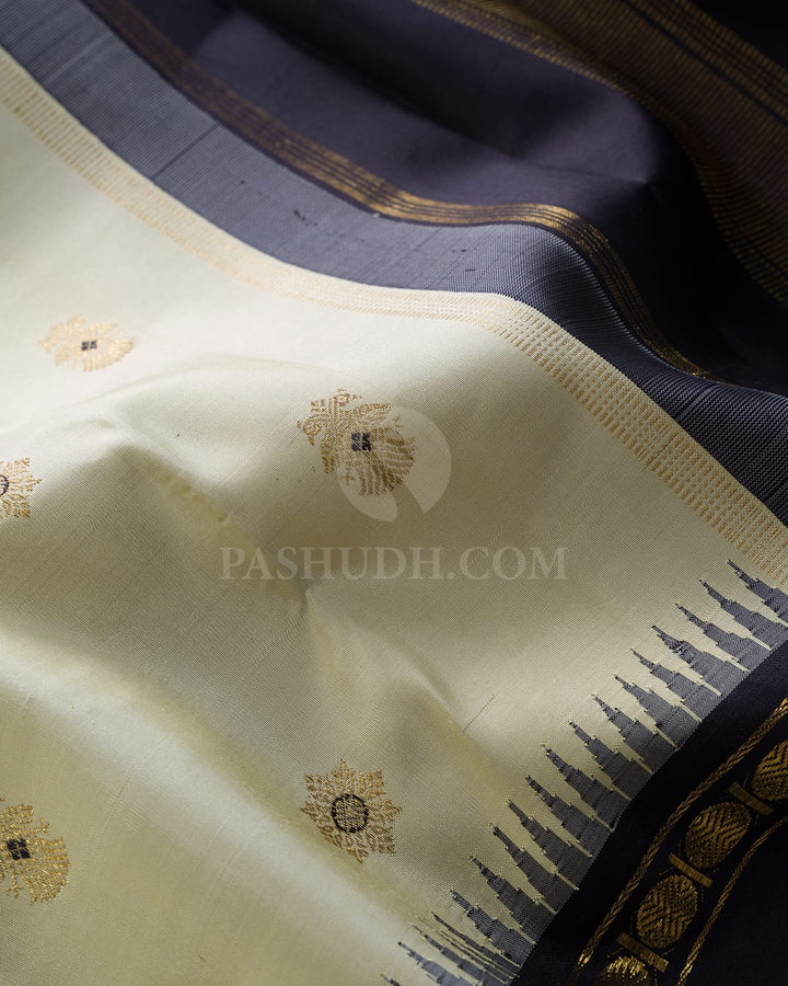 Ivory With Black Pure Zari Traditional Kanjivaram Silk Saree-SP508
