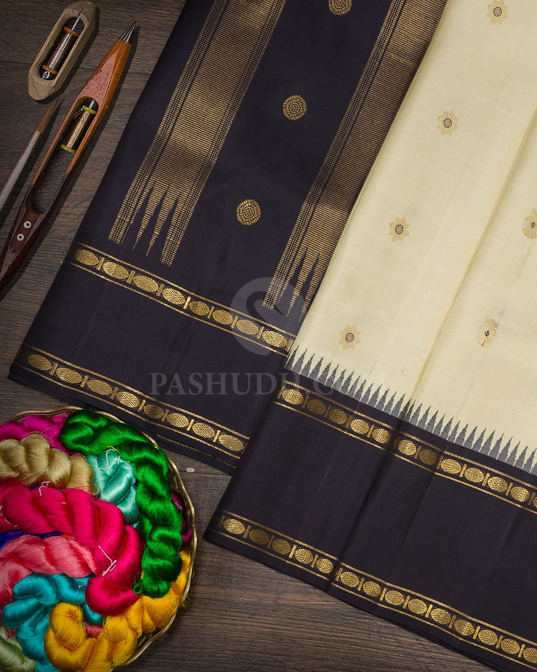 Ivory With Black Pure Zari Traditional Kanjivaram Silk Saree-SP508