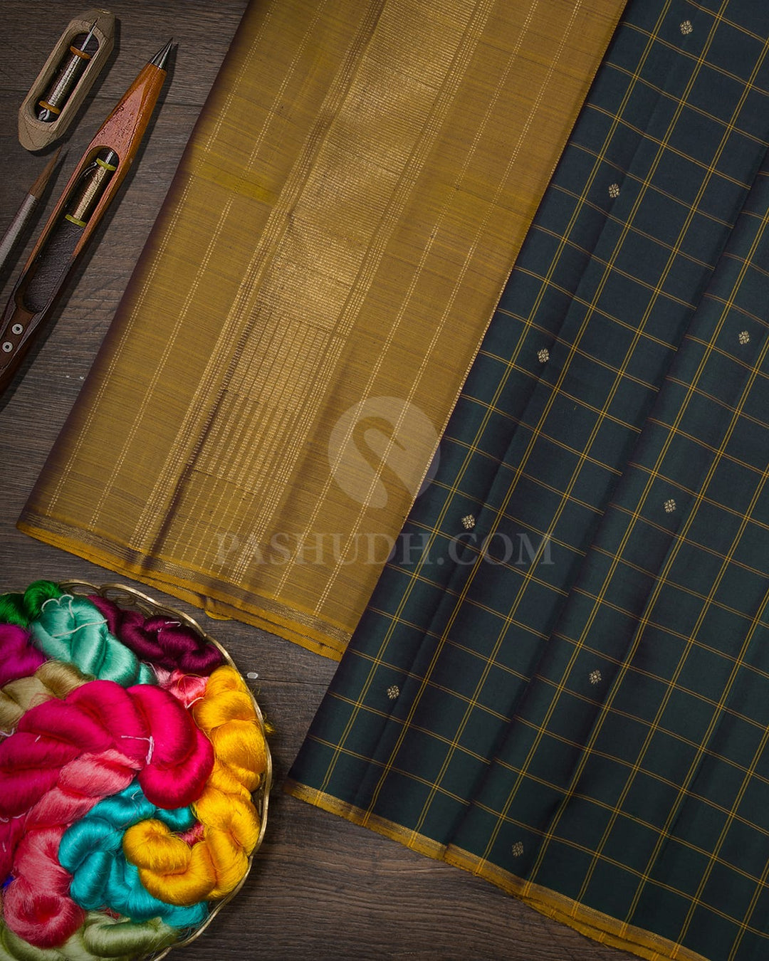 Bottle Green Pure Zari Borderless Kanjivaram Silk Saree-SP493