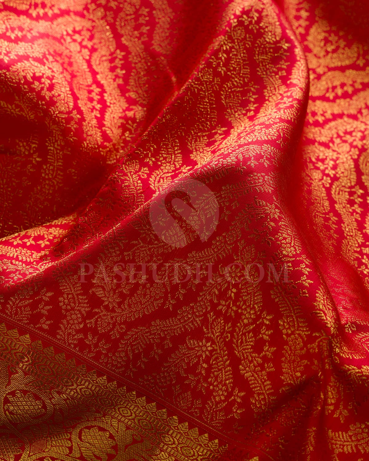 RADIANT  RED KANJIVARAM  SILK SAREE - RD3