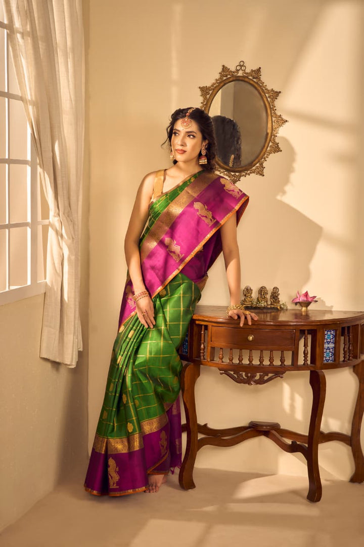 Emerald Green and Deep Magenta Pure Kanjivaram  Silk Saree-SP141