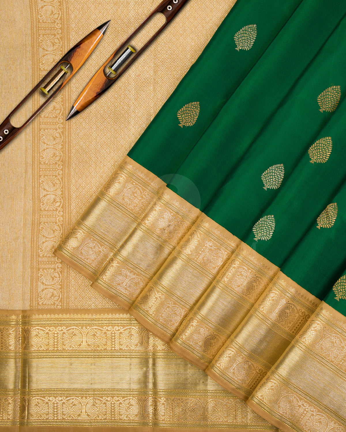 Emerald Green and Ivory Kanjivaram Silk Saree - S598 - View 2