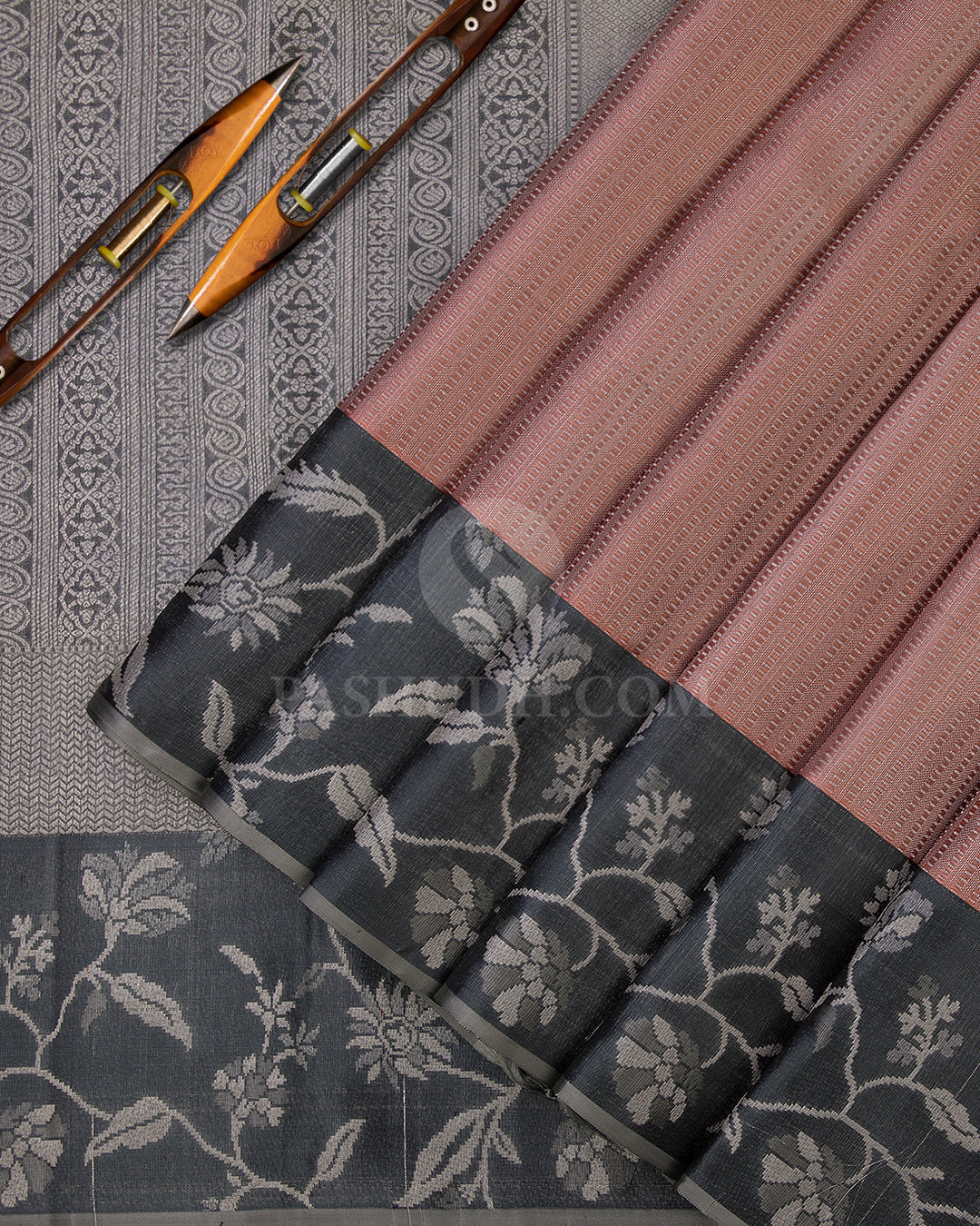 Old Rose and Deep Grey Kanjivaram Silk saree - DT180 View 2