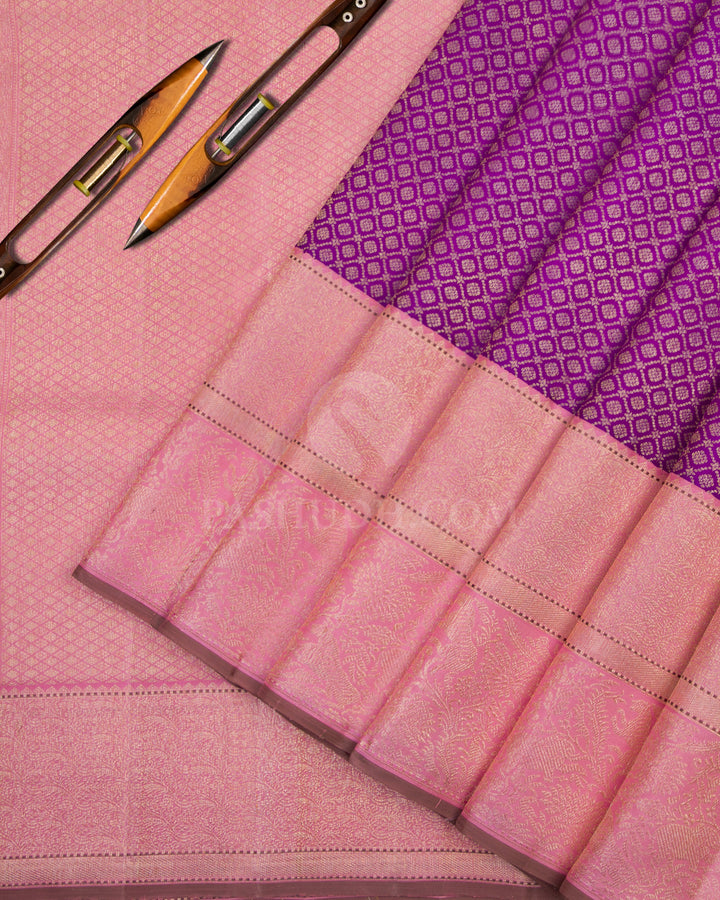 Violet and Mild Baby Pink Vanasingaram Kanjivaram Silk Saree - S682 - View 2