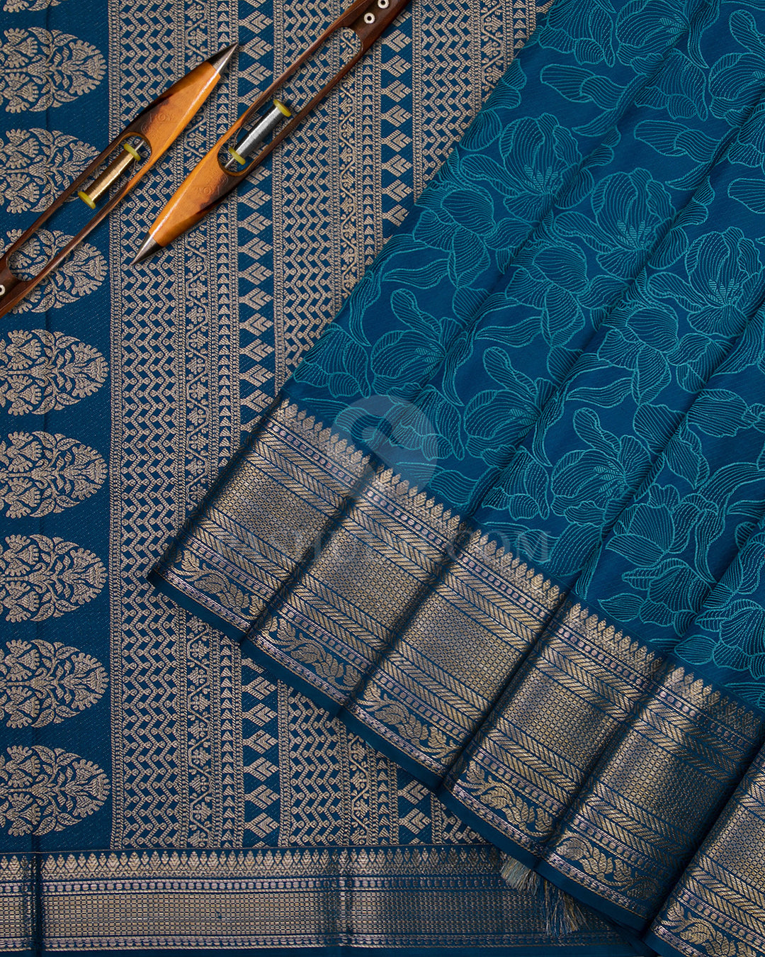 Cobalt Blue Kanjivaram Silk Saree - D421 - View 2