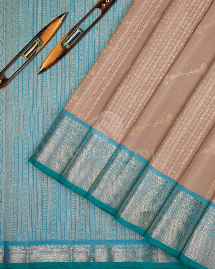 Beige and Sky Blue Kanjivaram Silk Saree - S691 -V iew 2