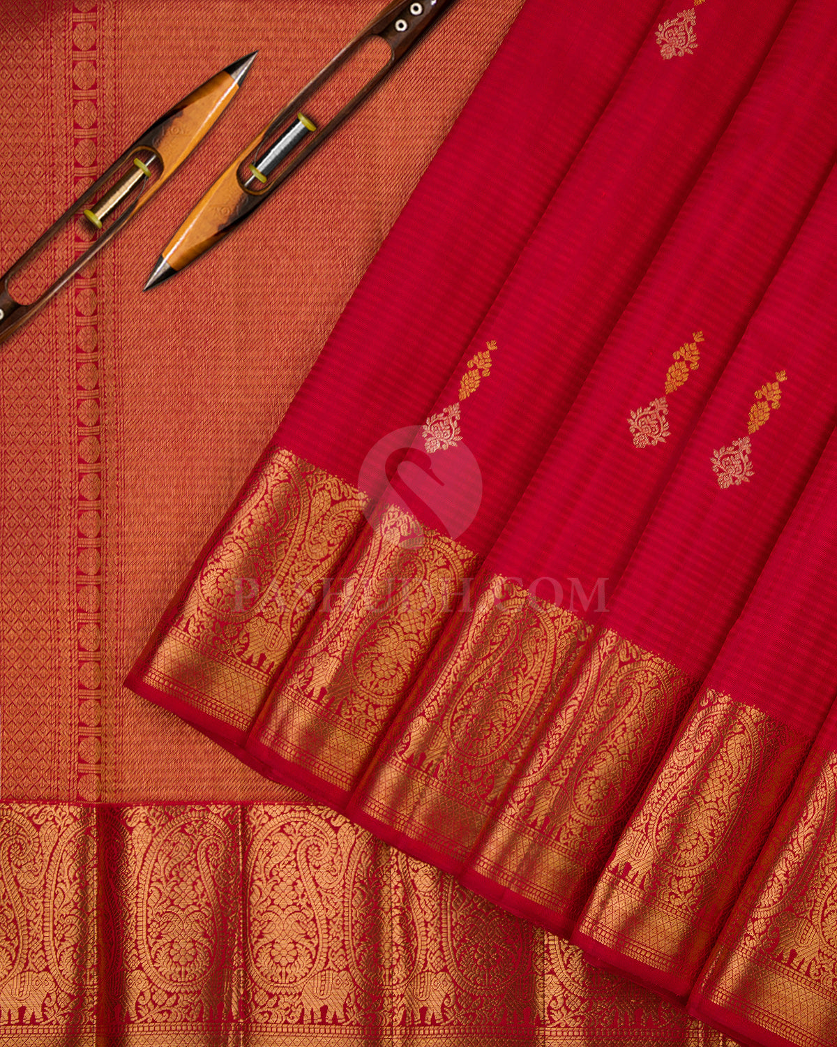Red Pure Zari Kanjivaram Silk Saree - S652 - View 2