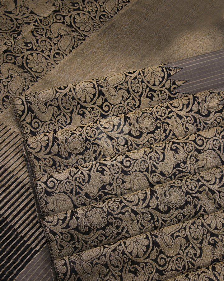 Grey and Black Vanasingaram  Pure Zari Kanjivaram Silk Saree - S666 - View 5