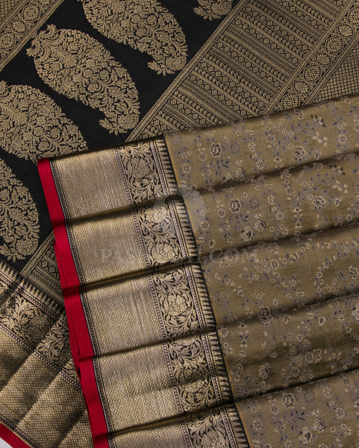 Antique Gold and Black Kanjivaram Silk Saree - D423 - View 4