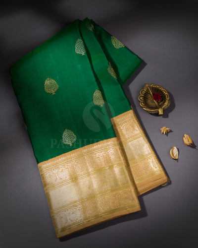 Emerald Green and Ivory Kanjivaram Silk Saree - S598
